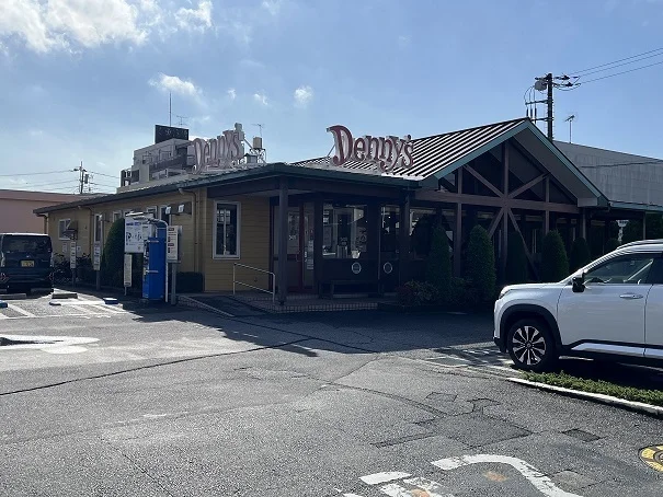 デニーズ初石店まで180m