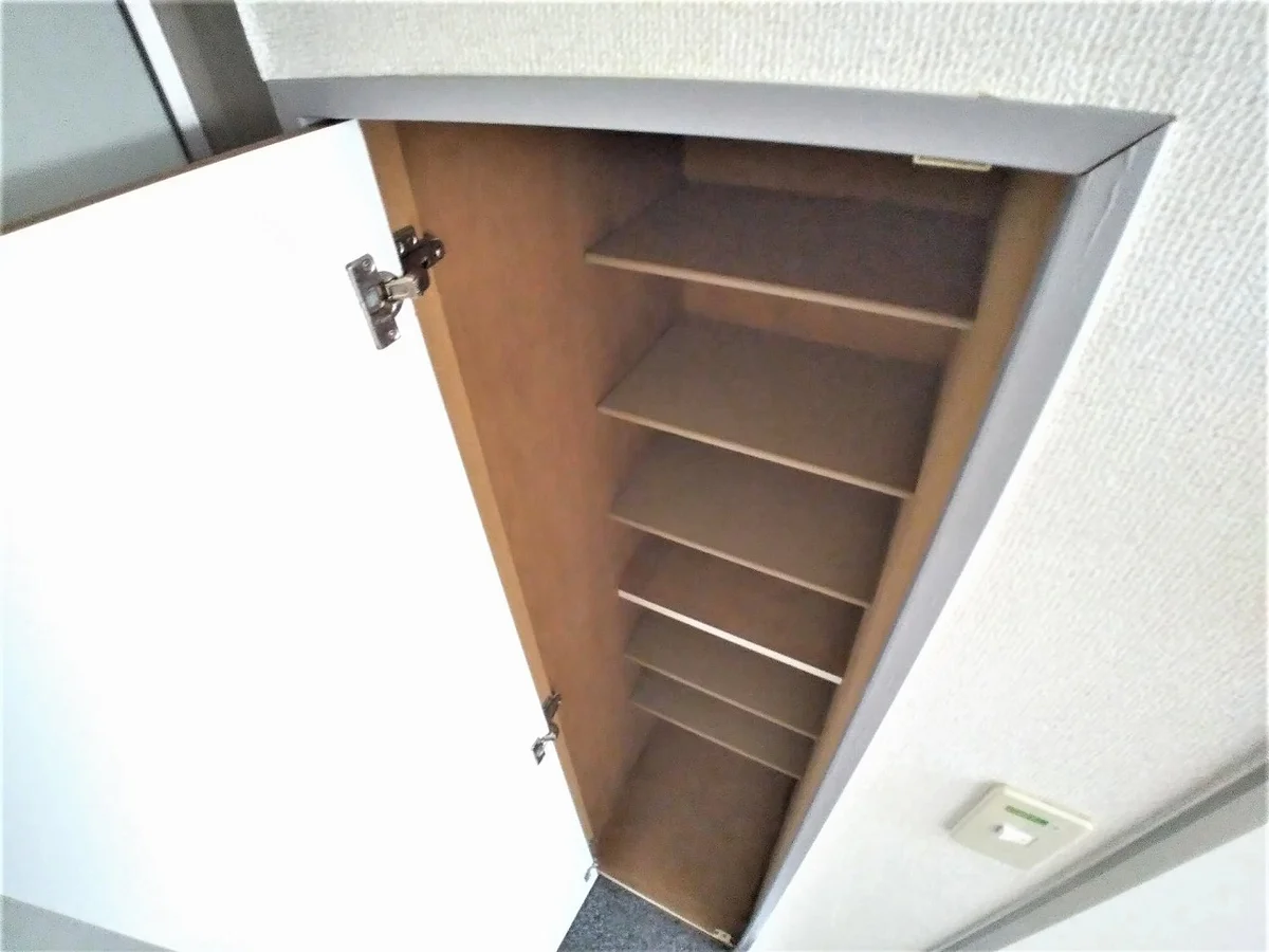 シューズボックス