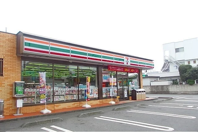 セブンイレブン館林上赤生田町店まで450m