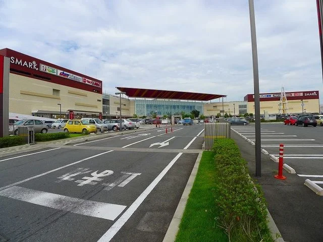 スマーク伊勢崎店まで1700m