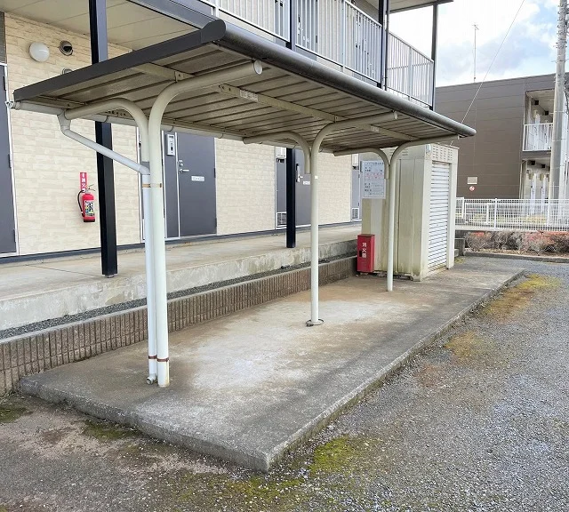 屋根付き駐輪場
