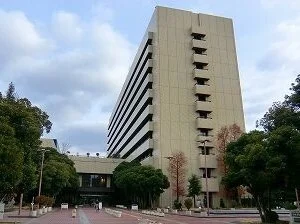 姫路市役所まで700m