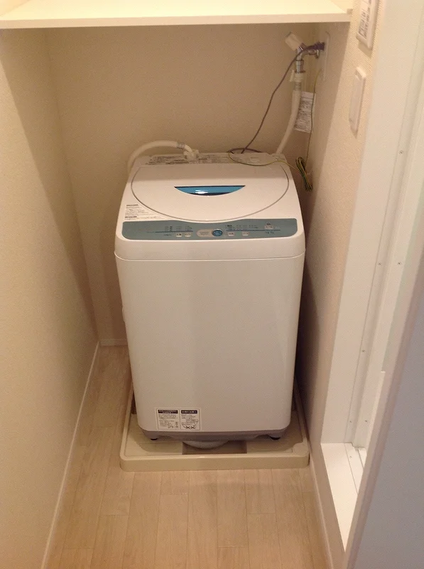 洗濯機付き。
