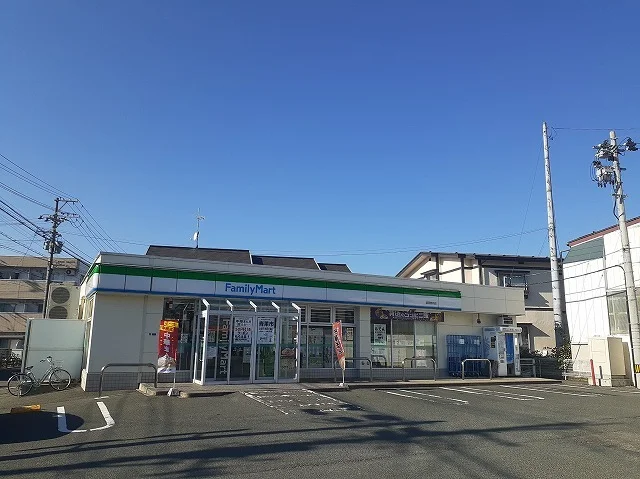 ファミリーマート盛岡館向店まで550m