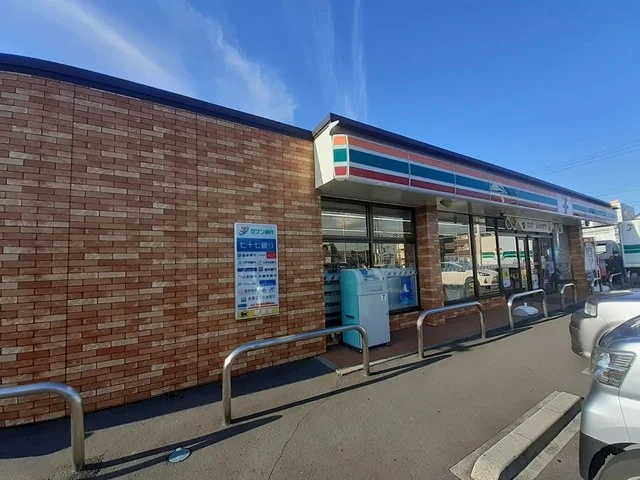 セブンイレブン仙台蒲町店まで656m