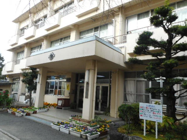 巽小学校様まで600m