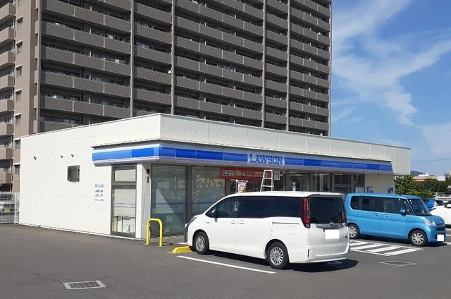 ローソン屋島西町店様まで1100m