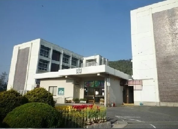 白木中学校まで6700m