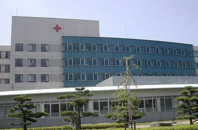 舞鶴赤十字病院まで2700m