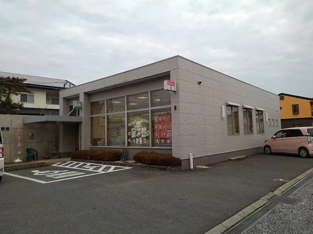 日田高瀬郵便局まで470m