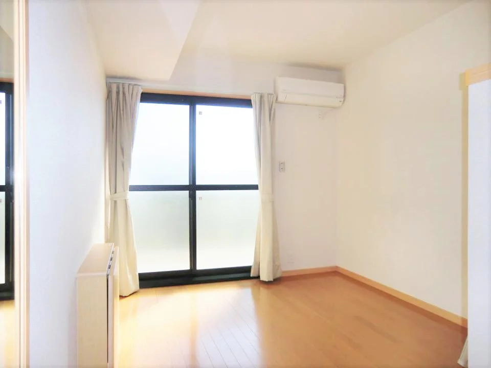 同タイプ物件の為、形状や間取寸法、色調等が実際とは異なります