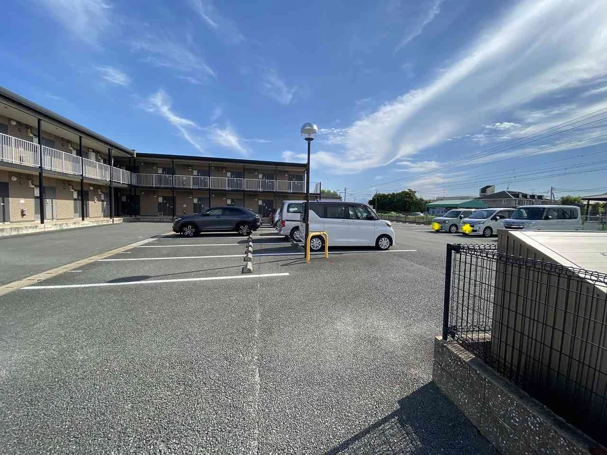 写真と現状が異なる場合は現状を優先します。