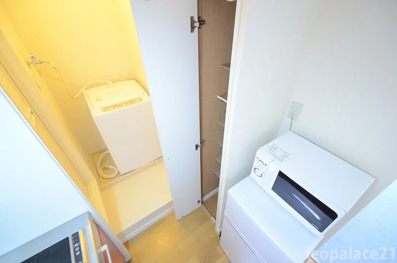 設備・使用は号室により異なる為、現況を優先致します。