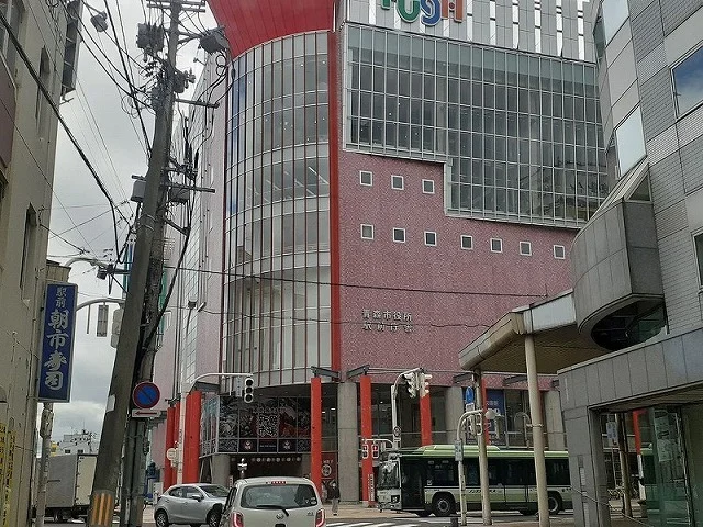 青森市役所駅前庁舎まで340m