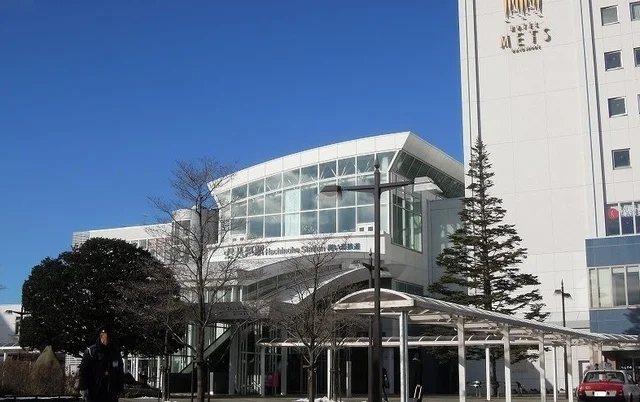 八戸駅まで1700m