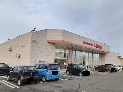 しまむらまで1100m