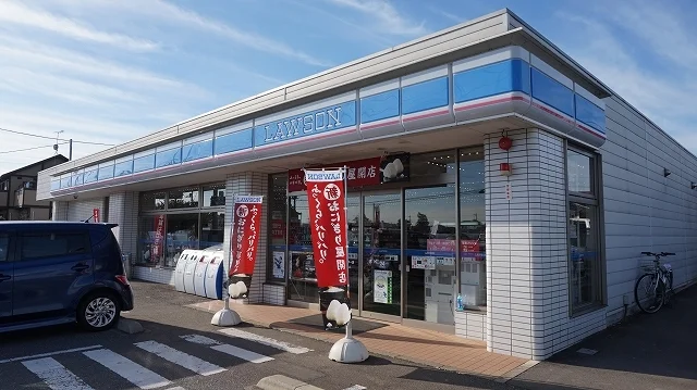 ローソン桜土浦インター店まで400m