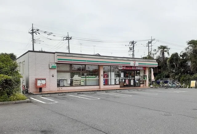 セブンイレブン　大宮春岡店まで220m