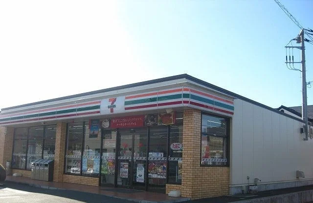 セブンイレブン下香貫南店まで500m