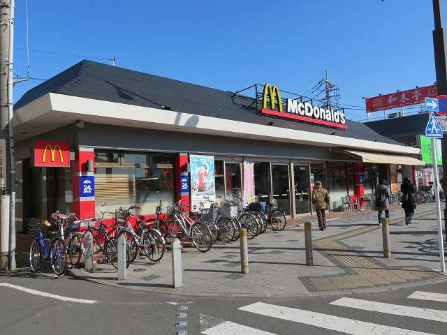 マクドナルドまで1000m