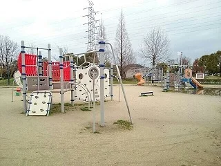 手鎌北町公園まで1000m