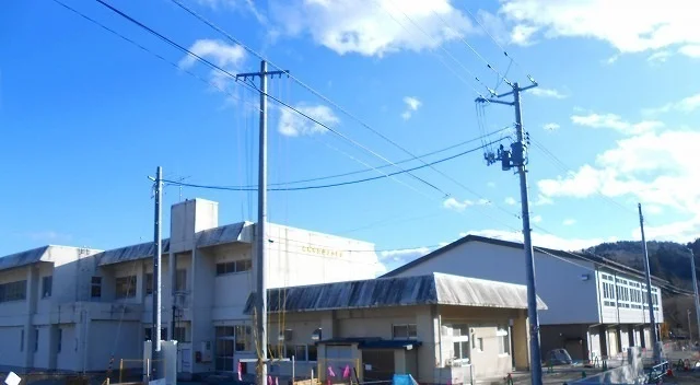 相馬市立山上小学校まで3000m