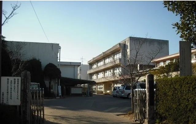 茂原市立五郷小学校まで1200m