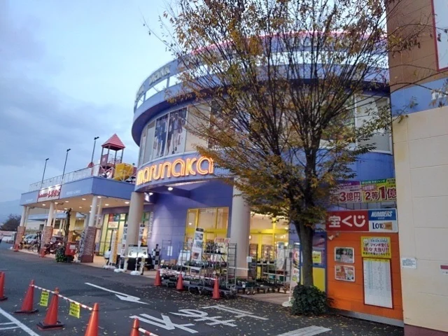 マルナカ新居浜本店まで850m