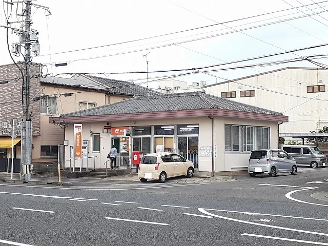 都城松元郵便局まで120m