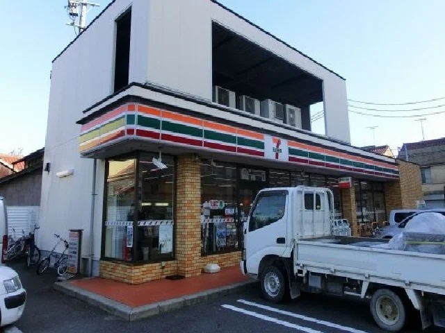 セブンイレブンまで350m