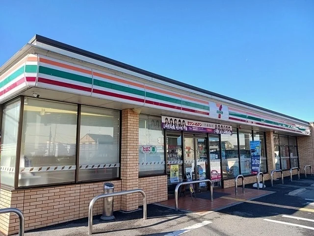 セブンイレブン泉大津綾井店まで300m