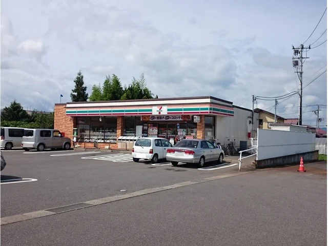 セブンイレブン会津石堂町店まで270m