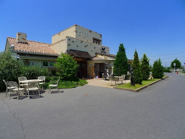 プルミエまで1400m