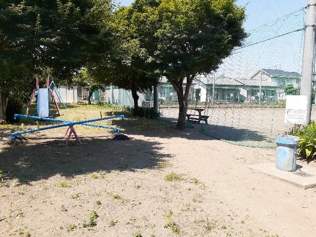 八幡つくし公園まで350m