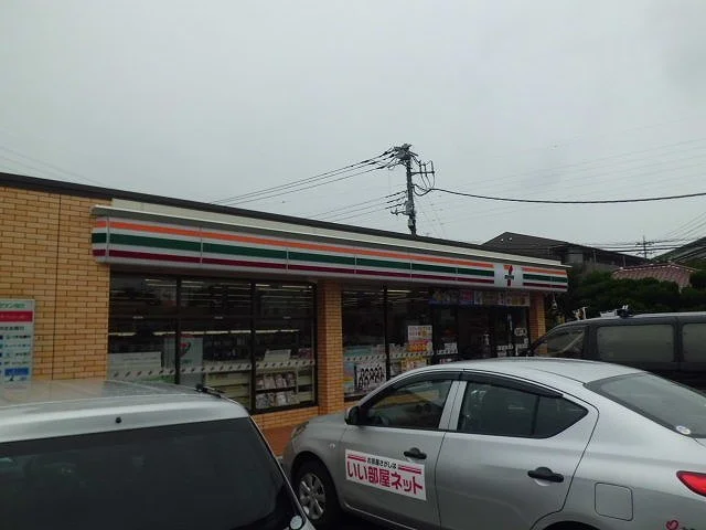 セブンイレブンまで100m