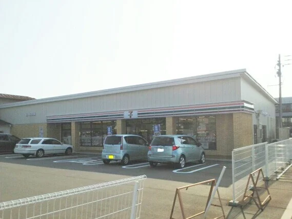 セブンイレブン長岡市立劇場前店まで450m