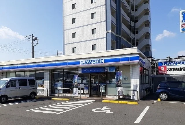 ローソンまで500m