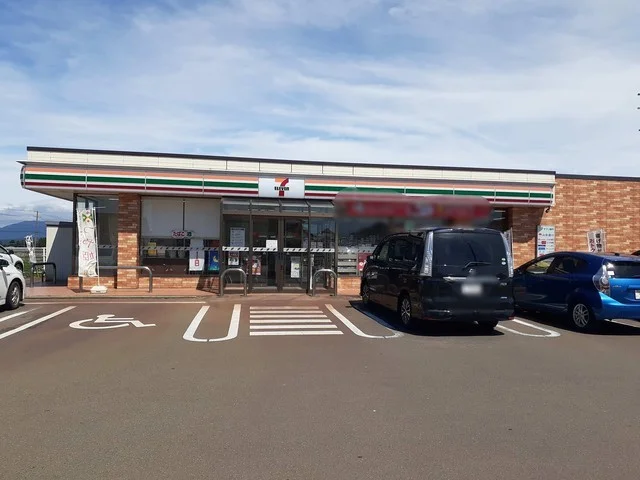 セブンイレブン藤島バイパス店まで969m