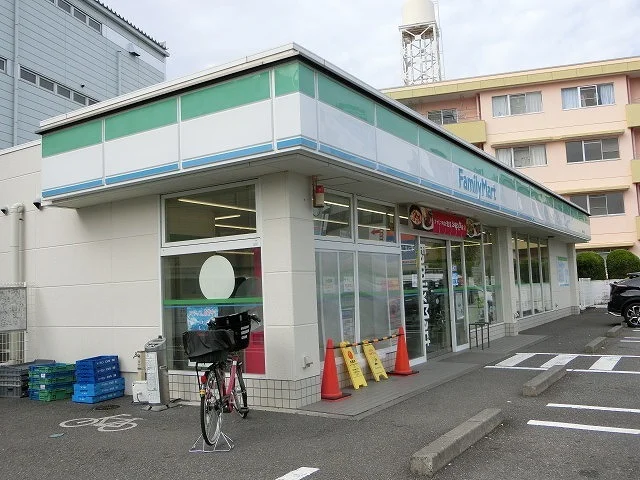 ファミリーマート静岡寿町店まで450m