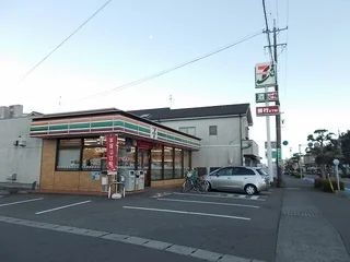 セブンイレブン静岡牧ケ谷店まで86m