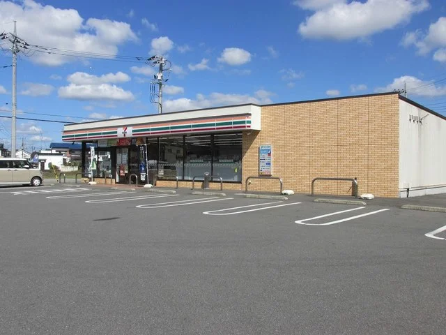 セブンイレブン上蒲生店まで580m