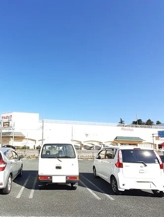 マルキュウまで1400m