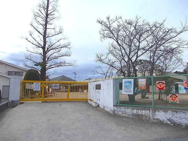 道上幼稚園まで400m