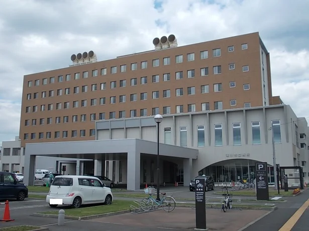 滝川市立病院まで1300m