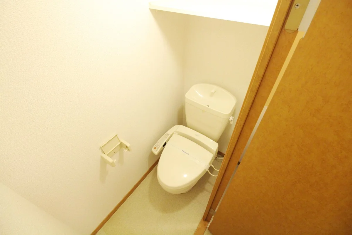 温水洗浄便座付きのセパレート仕様です♪