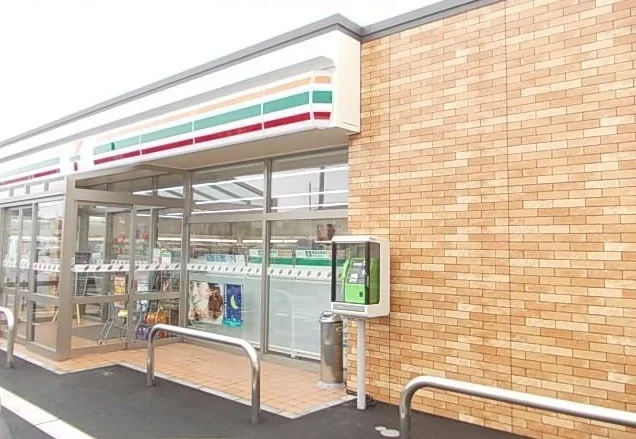 セブンイレブン八戸桔梗野店まで600m