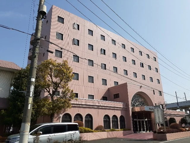 小山パレスホテルまで150m