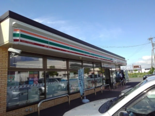 セブンイレブン屋代団地店まで500m