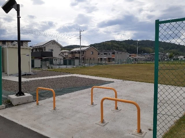 板鼻スポーツ広場まで280m