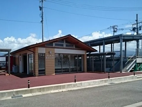 新相ノ木駅まで750m